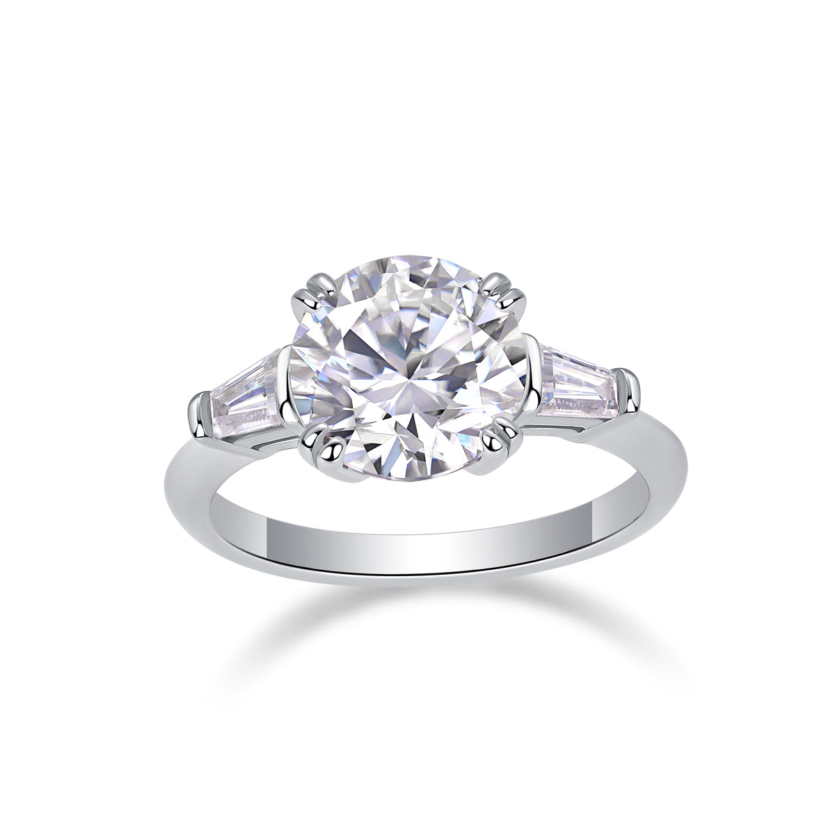 A 3-carat eco-friendly diamond ring set with Moissanite S925 sterling silver plated with platinum