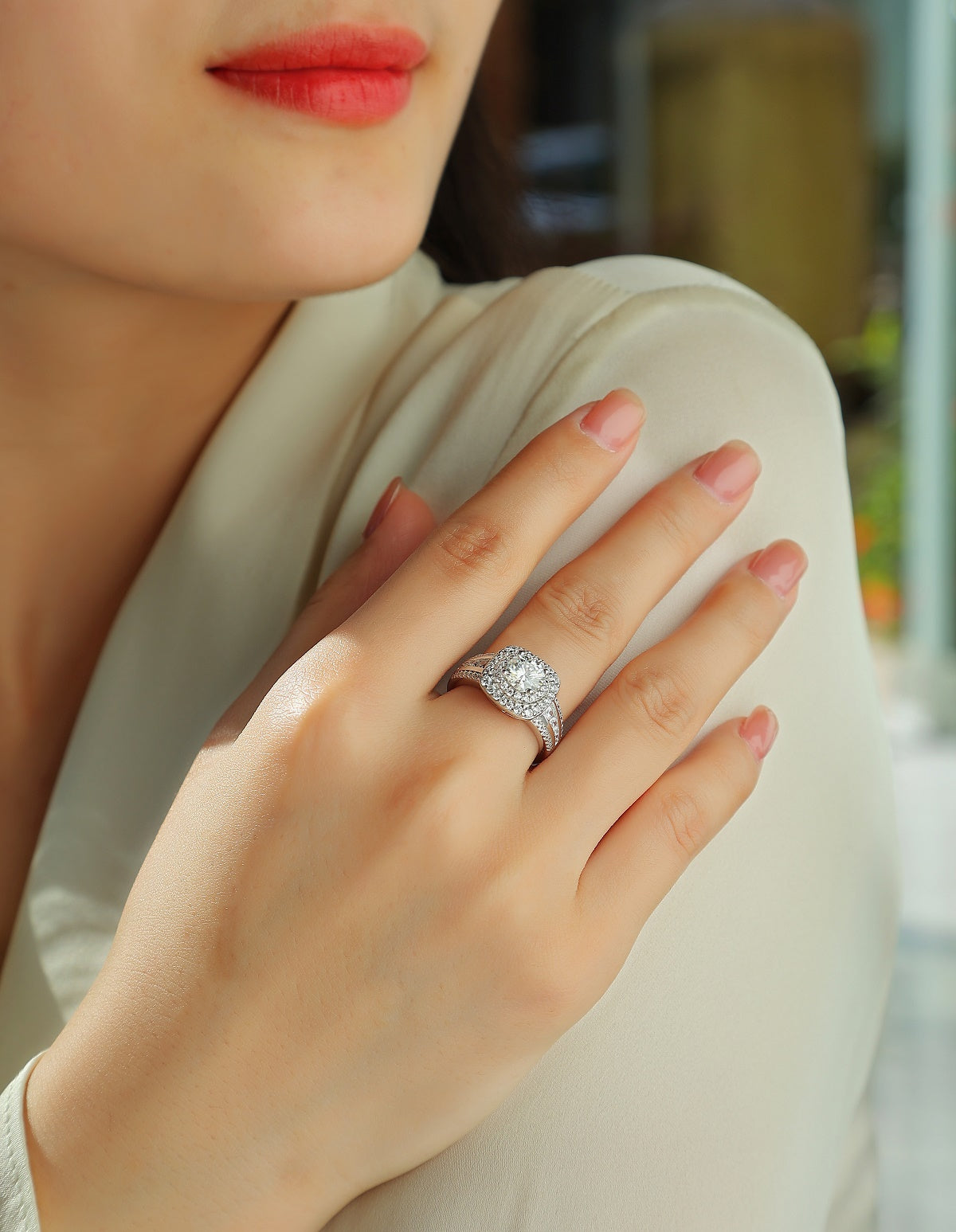 Xingchen Huaguan——Environmentally friendly diamond ring with 1 carat moissanite, S925 sterling silver and platinum-plated ring