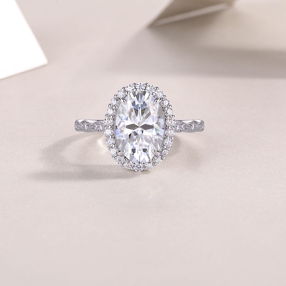 Eyes of the Moon——Egg-shaped 8*12 Moissanite ring, environmentally friendly diamond ring, S925 sterling silver ring
