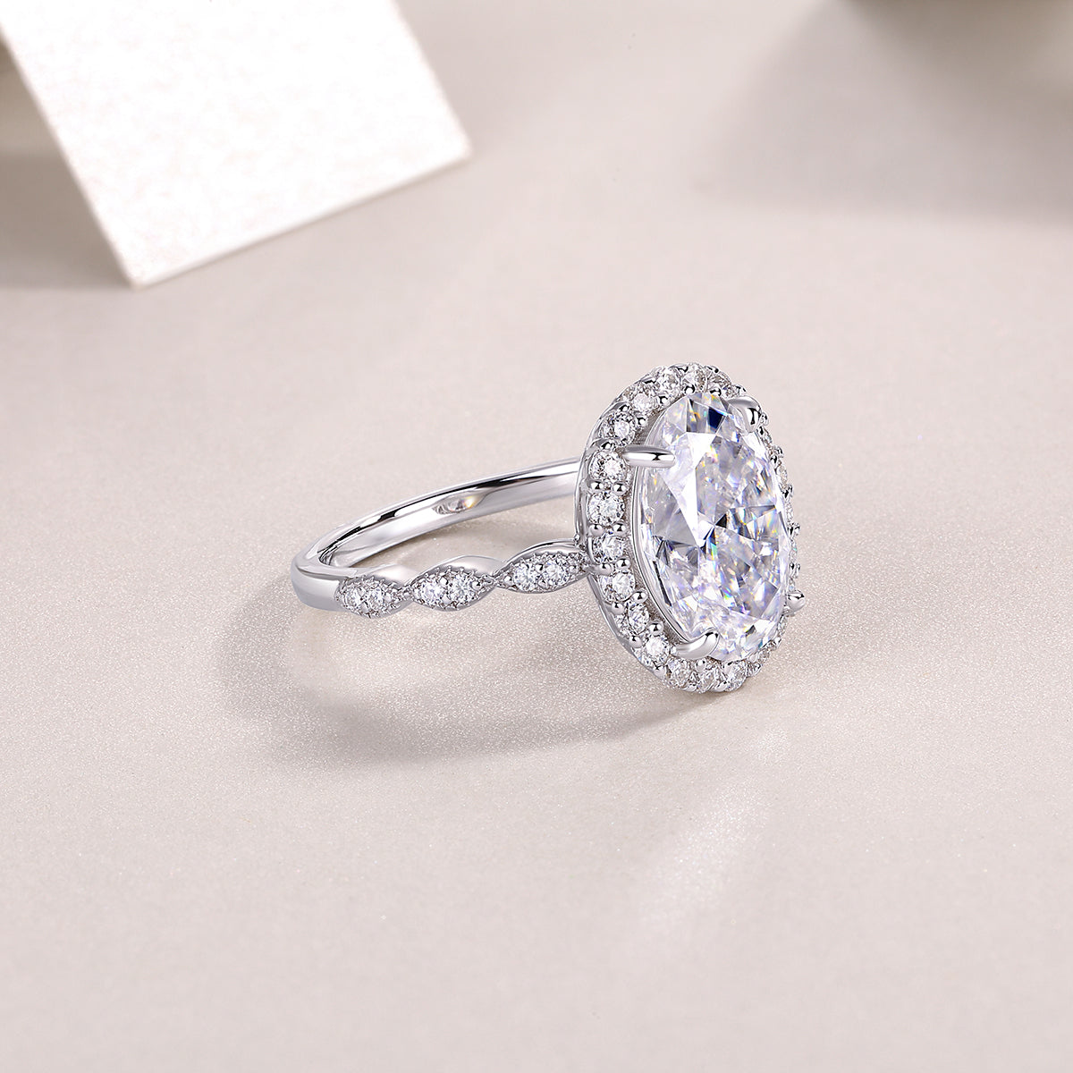 Eyes of the Moon——Egg-shaped 8*12 Moissanite ring, environmentally friendly diamond ring, S925 sterling silver ring