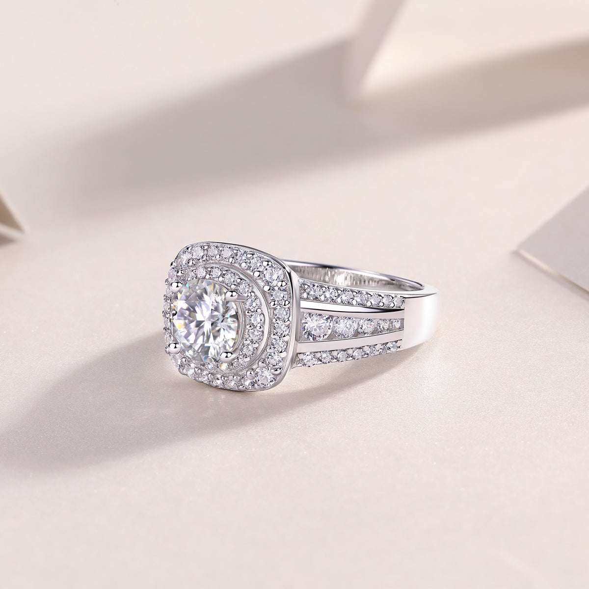 Xingchen Huaguan——Environmentally friendly diamond ring with 1 carat moissanite, S925 sterling silver and platinum-plated ring