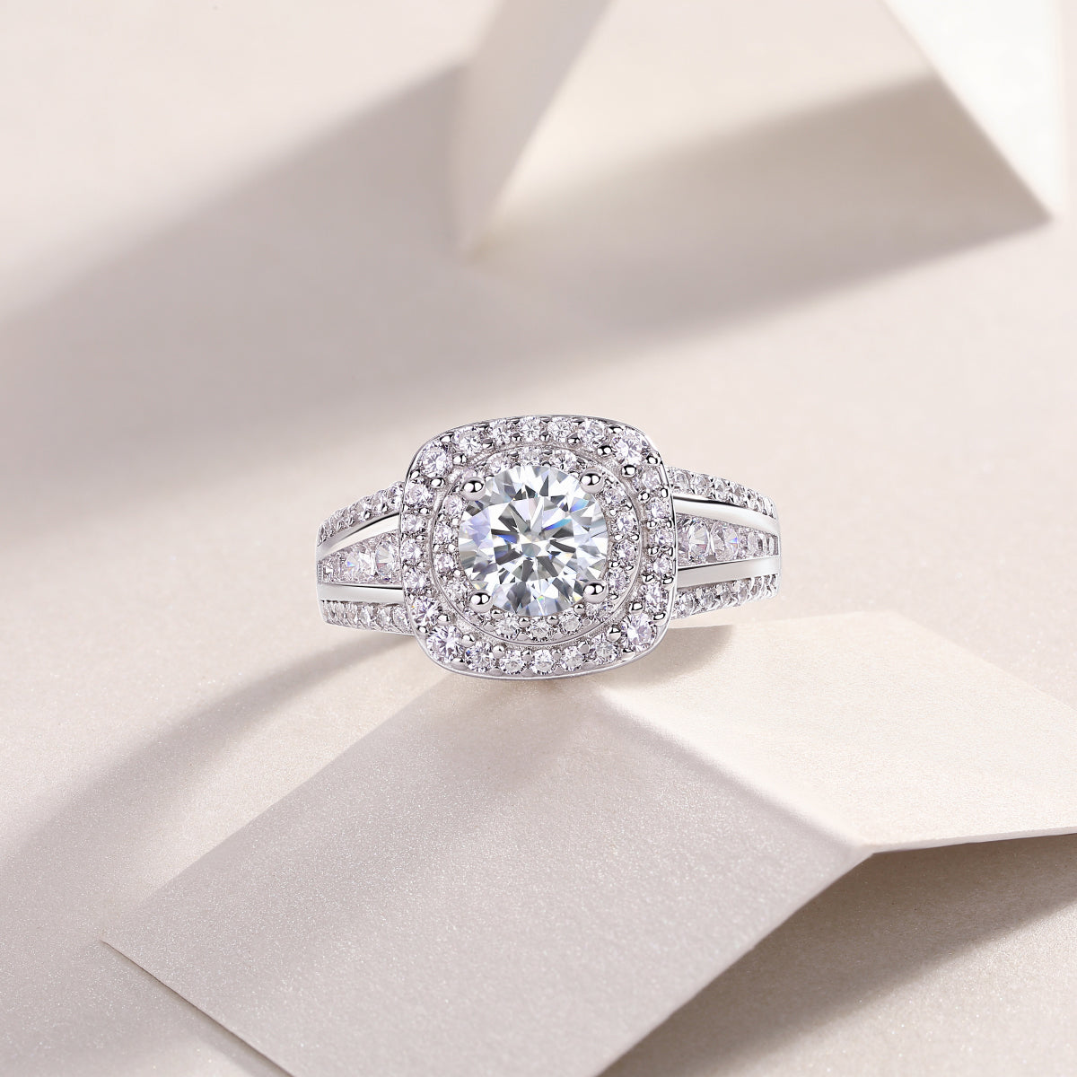Xingchen Huaguan——Environmentally friendly diamond ring with 1 carat moissanite, S925 sterling silver and platinum-plated ring