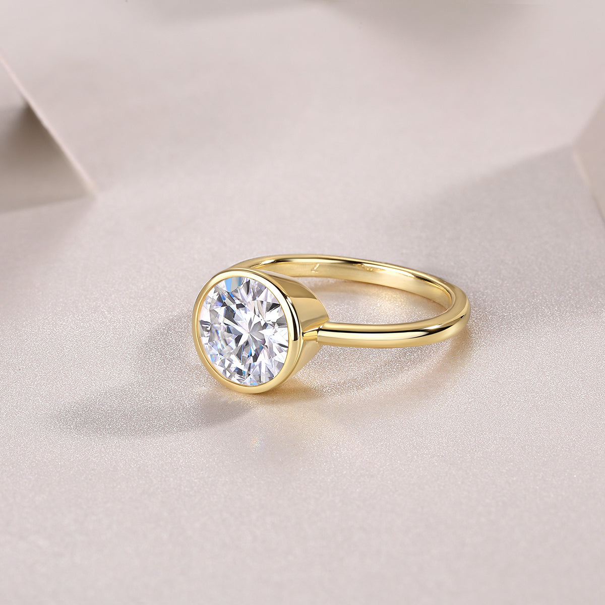 Time Foam - A round Moissanite S925 sterling silver and gold-plated eco-friendly diamond ring