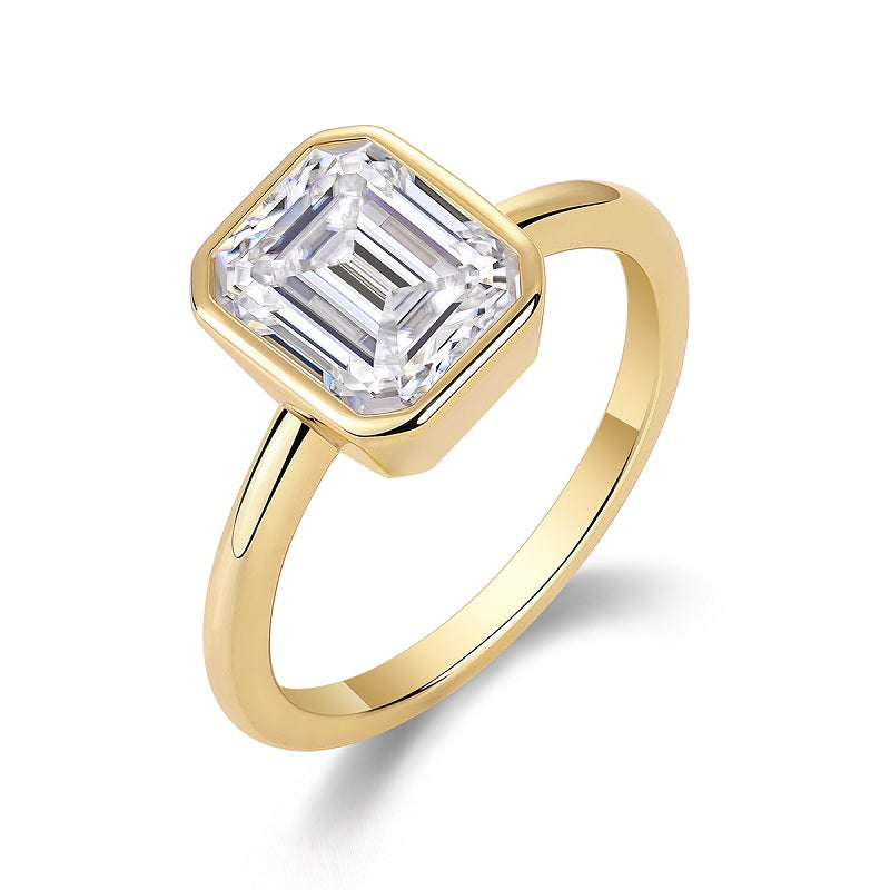 An octagonal 7*9 Moissanite S925 sterling silver and gold-plated eco-friendly diamond ring