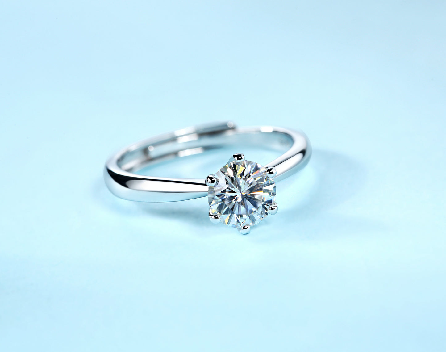 Classic wedding ring - inlaid moissanite comparable to natural diamonds fashionable luxury silver ring