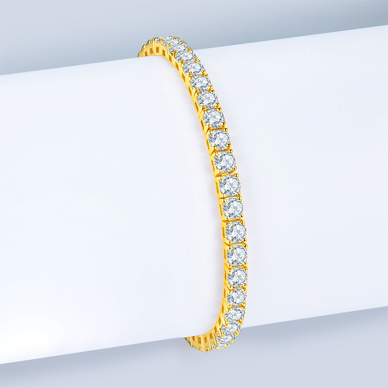 Unique - Fashionable and luxurious silver bracelet inlaid with moissanite comparable to natural diamonds