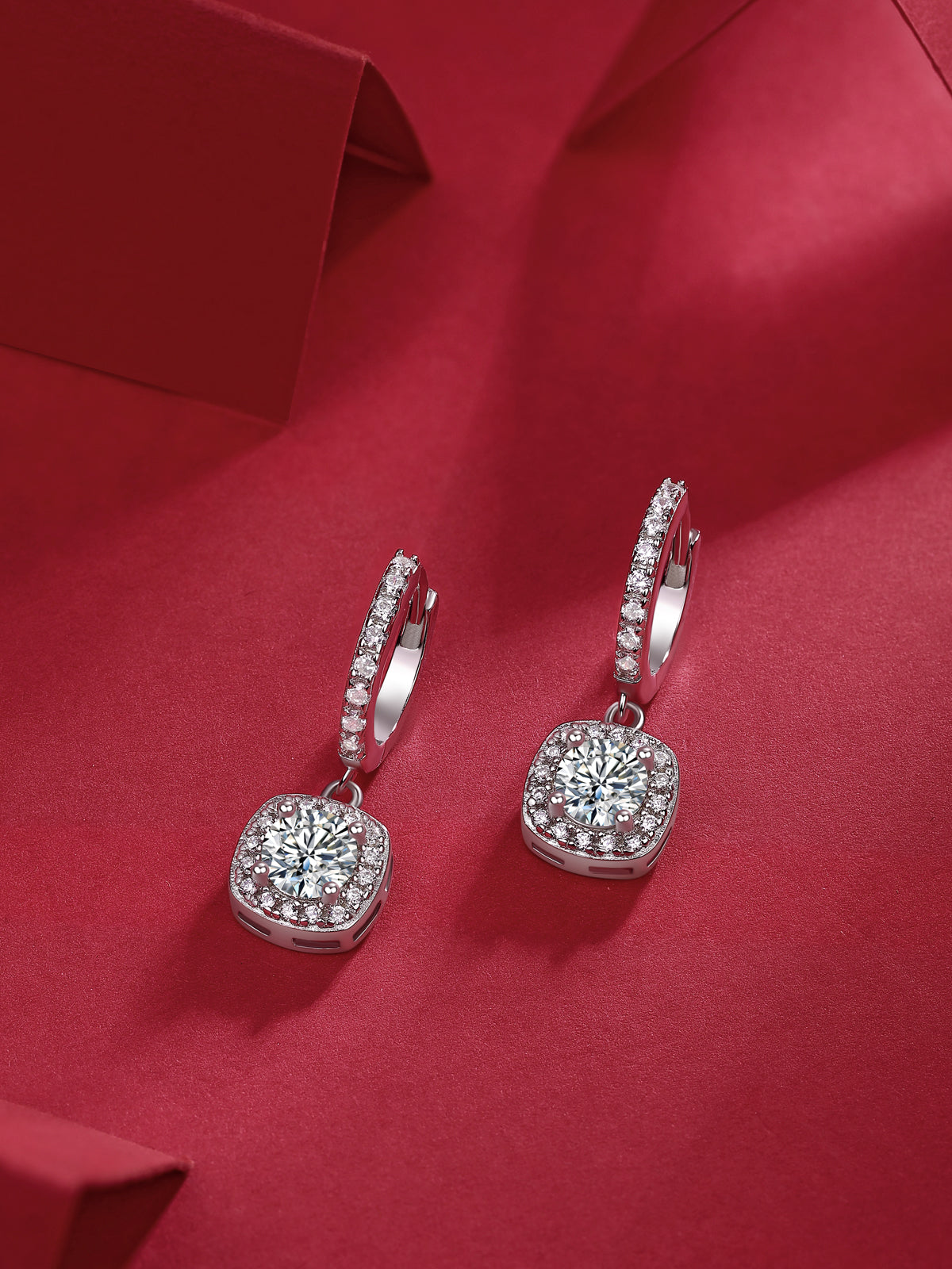 Dream Earrings - Inlaid with Moissanite, comparable to natural diamonds, fashionable and luxurious silver earrings