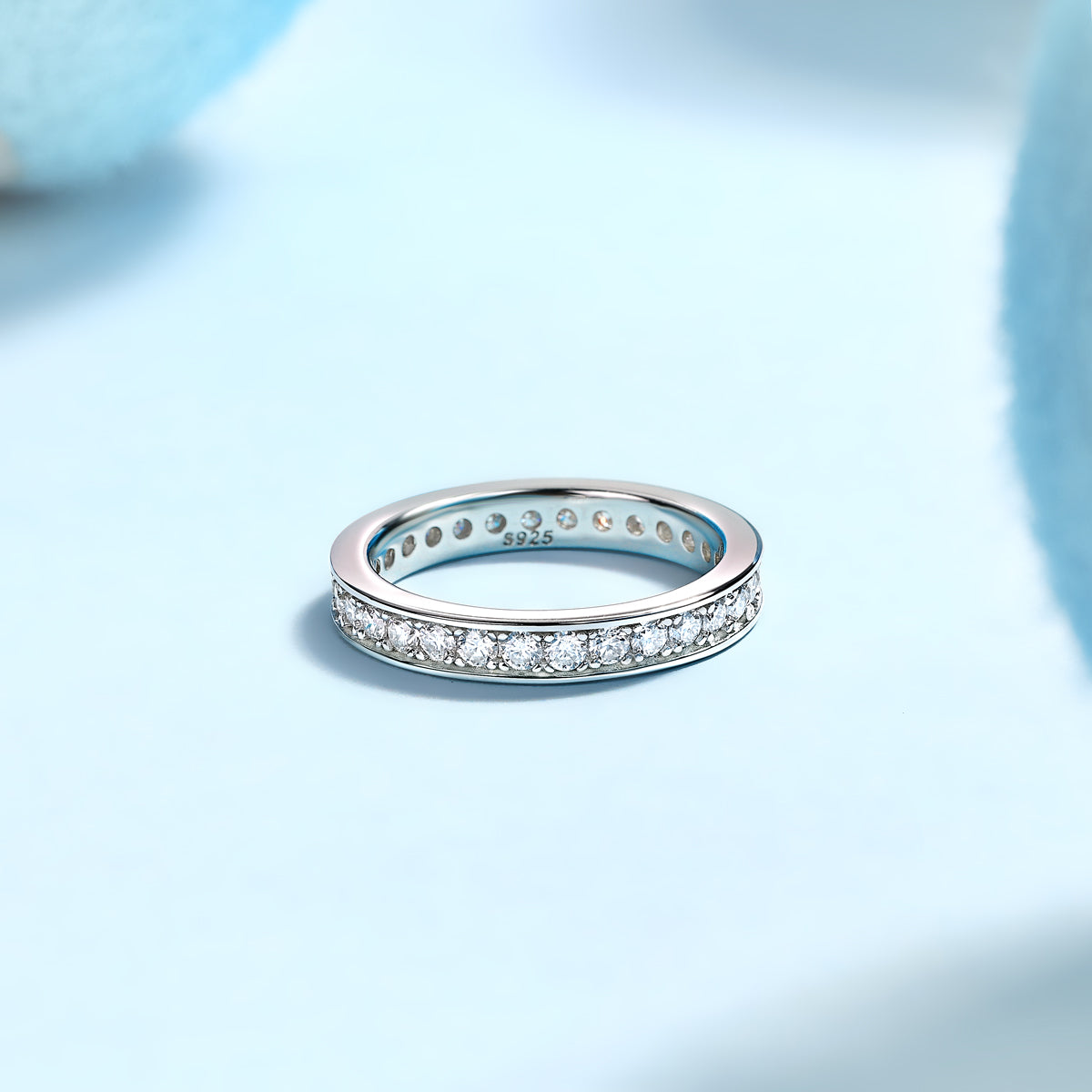 Track Wedding Ring - Inlaid Moissanite is comparable to natural diamonds, fashionable and luxurious silver ring