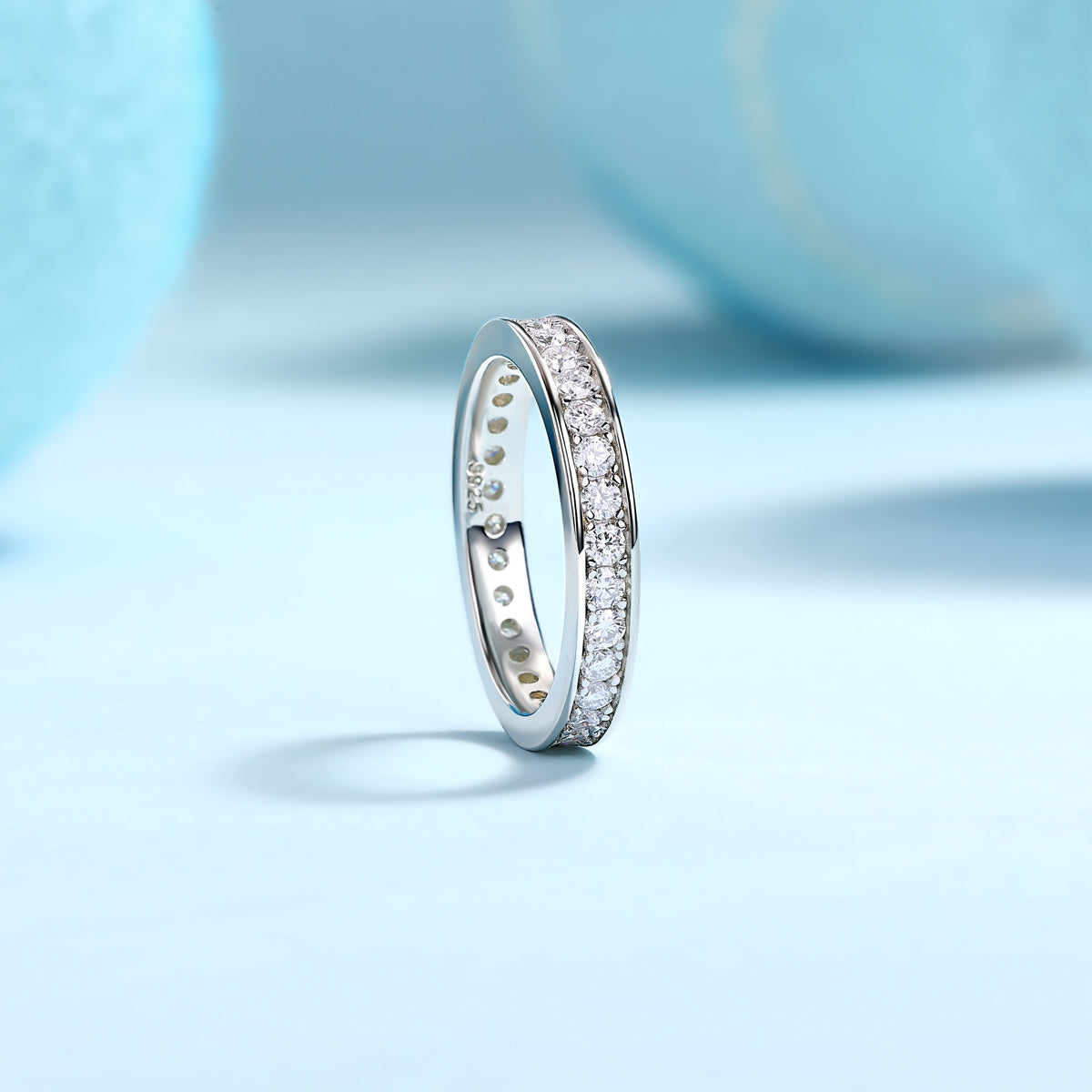 Track Wedding Ring - Inlaid Moissanite is comparable to natural diamonds, fashionable and luxurious silver ring