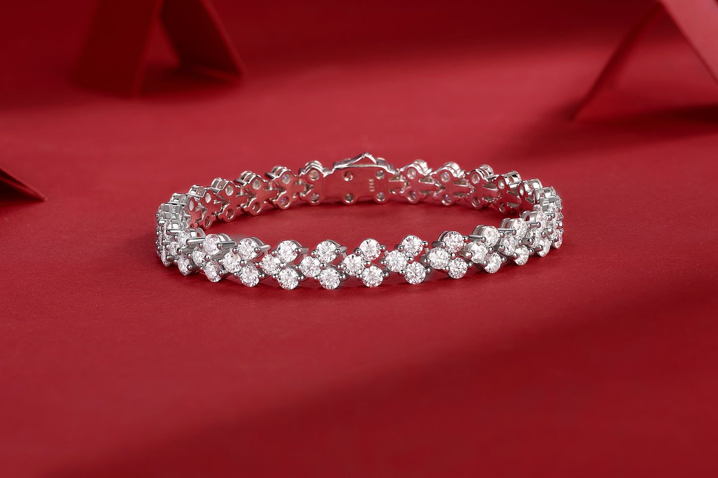 Canon - Fashionable and luxurious silver bracelet inlaid with moissanite comparable to natural diamonds